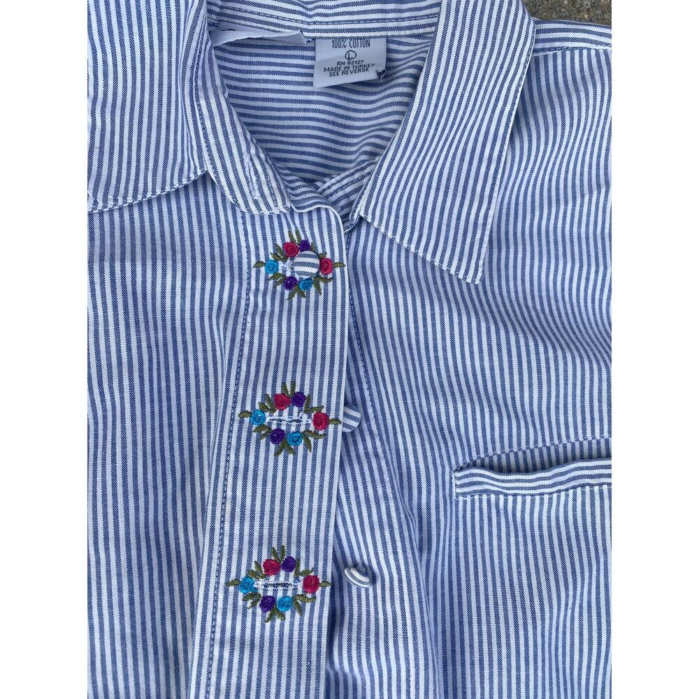 VTG 90 Capacity Women Large Embroidered flower Striped long sleeve shirt - Picture 2 of 4